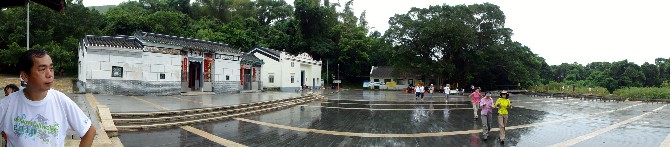 PA020093-1.JPG (658615 bytes)