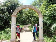pic_Wai_056.jpg (739258 bytes)
