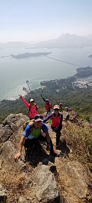 Thumbnail of pic_Win_Tung_023.jpg