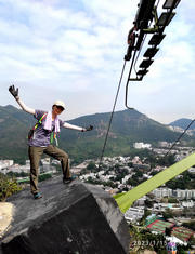 Thumbnail of pic_Kwok_Lam_035.jpg