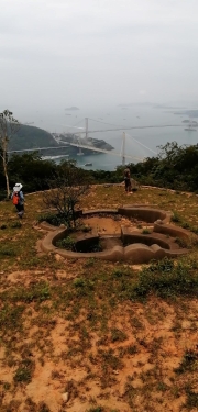 Thumbnail of pic_Lee_Woo_013.jpg