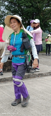 Thumbnail of pic_Mingle_Tam_014.jpg