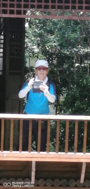 Thumbnail of pic_Lee_Woo_013.jpg