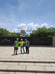 Thumbnail of pic_Szeto_135.jpg
