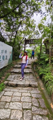 Thumbnail of pic_Derek_Wong_037.jpg