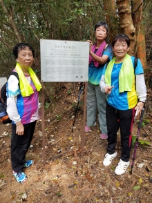 Thumbnail of PB020031.jpg