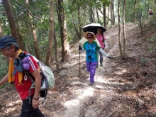 Thumbnail of PB090018.jpg