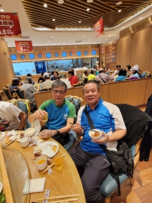 Thumbnail of PB300103.jpg