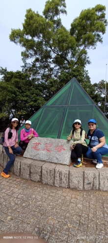 Thumbnail of pic_Mingle_Tam_033.jpg