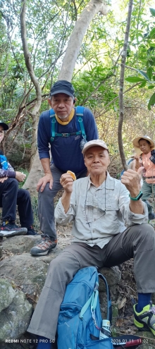 Thumbnail of pic_Mingle_Tam_005.jpg