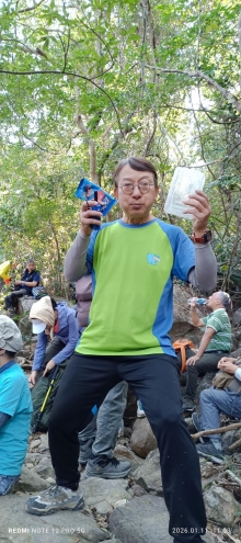 Thumbnail of pic_Mingle_Tam_007.jpg