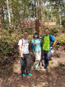 Thumbnail of P222013.jpg