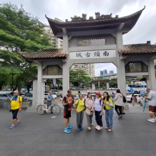 Thumbnail of pic_Joan_Chu_015.jpg