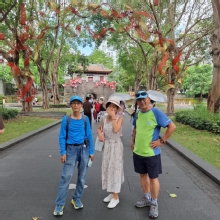 Thumbnail of pic_Joan_Chu_055.jpg