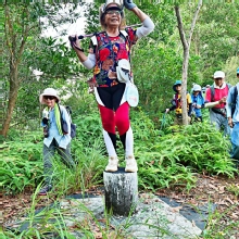Thumbnail of pic_Lee_Shing_004.JPG